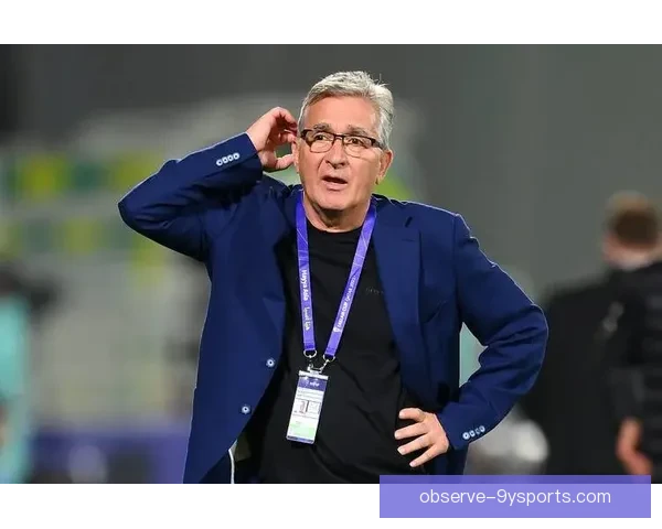 国足世预赛迎关键战主帅调整阵容球迷期待逆转年轻球员迎来机会士气回暖