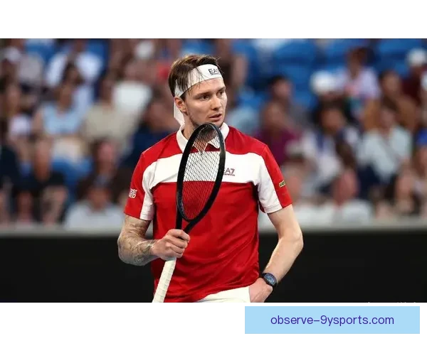 网球赛事激战正酣 2026年澳网男单决赛精彩回顾与赛后分析