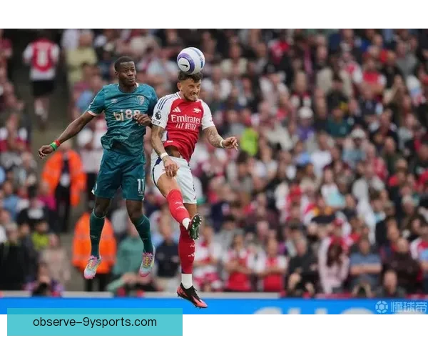 英超豪门夏窗重磅引援引发争冠格局巨变与球迷热议不断升温持续走高