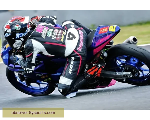 摩托车大奖赛最新动态：世界冠军角逐激烈新赛季展望